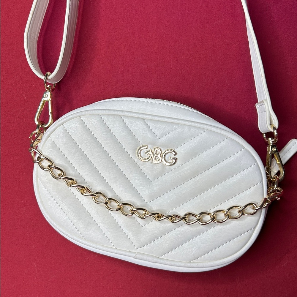 GBG Cream White Quilted adjustable strap-Crossbody/Fanny/Belt pack Bag